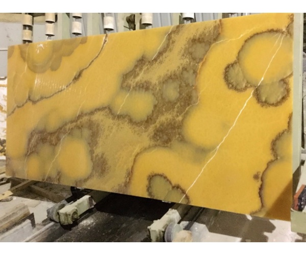 amber_onyx_slabs3