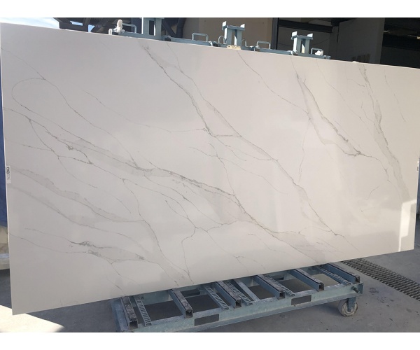 essa_stone_calacatta_unique_engineered_quartz_slab1