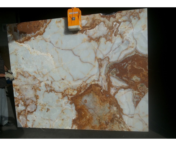 exotic_white_and_brown_onyx_slabs3