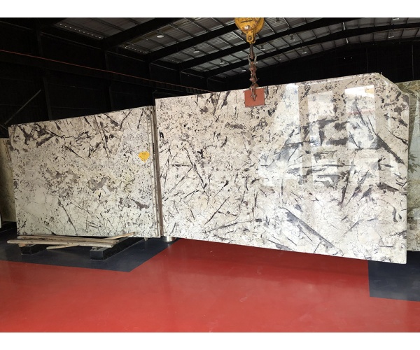 patagonia_granite_slab_patchy2_378511060