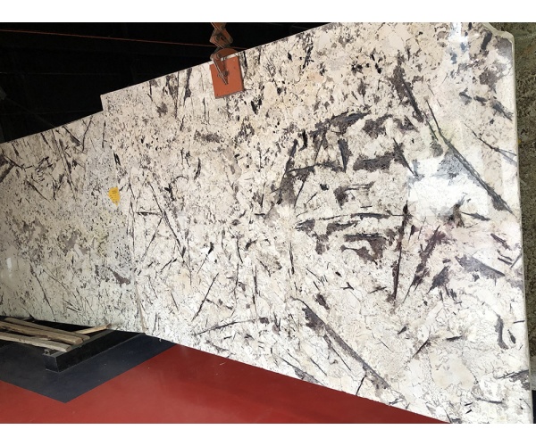 patagonia_granite_slab_patchy3