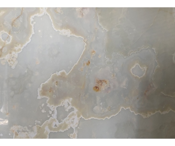 white_onyx_slabs_polished