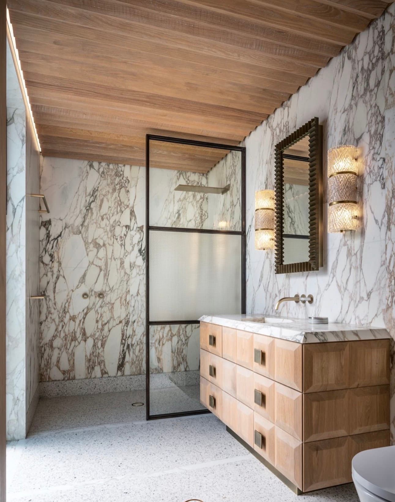 Bespoke Calacatta Viola light marble slab wall panels Mosman, Northern Beaches Sydney